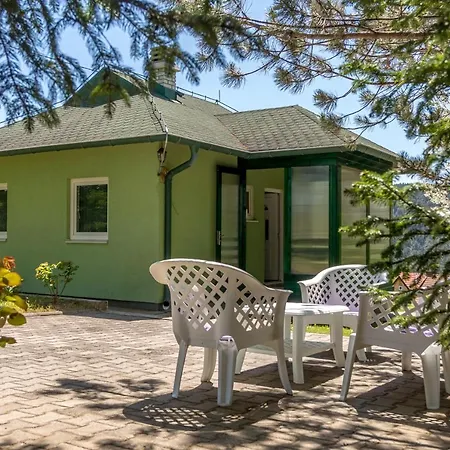 Vikendica Mrvica בית נופש