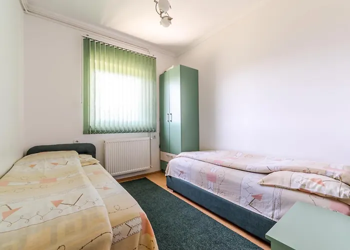 Vikendica Mrvica Nyaraló