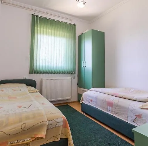 Vikendica Mrvica Nyaraló